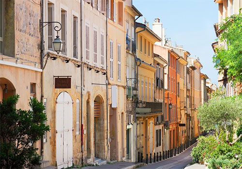 Ruelle colorée Aix en Provence